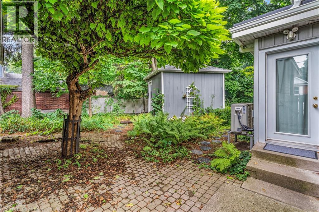 Photo 10 of 42 Mcnaughton Street, Cambridge ON