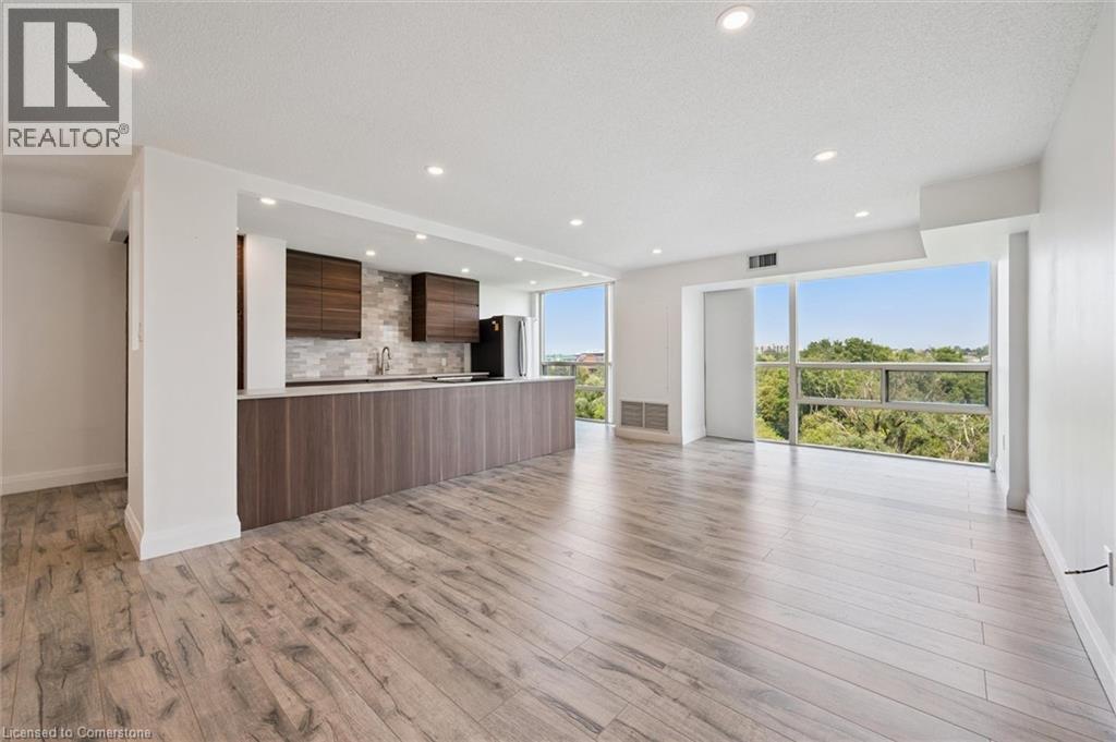 Photo 44 of 55 Blue Springs Drive Unit 706, Waterloo ON