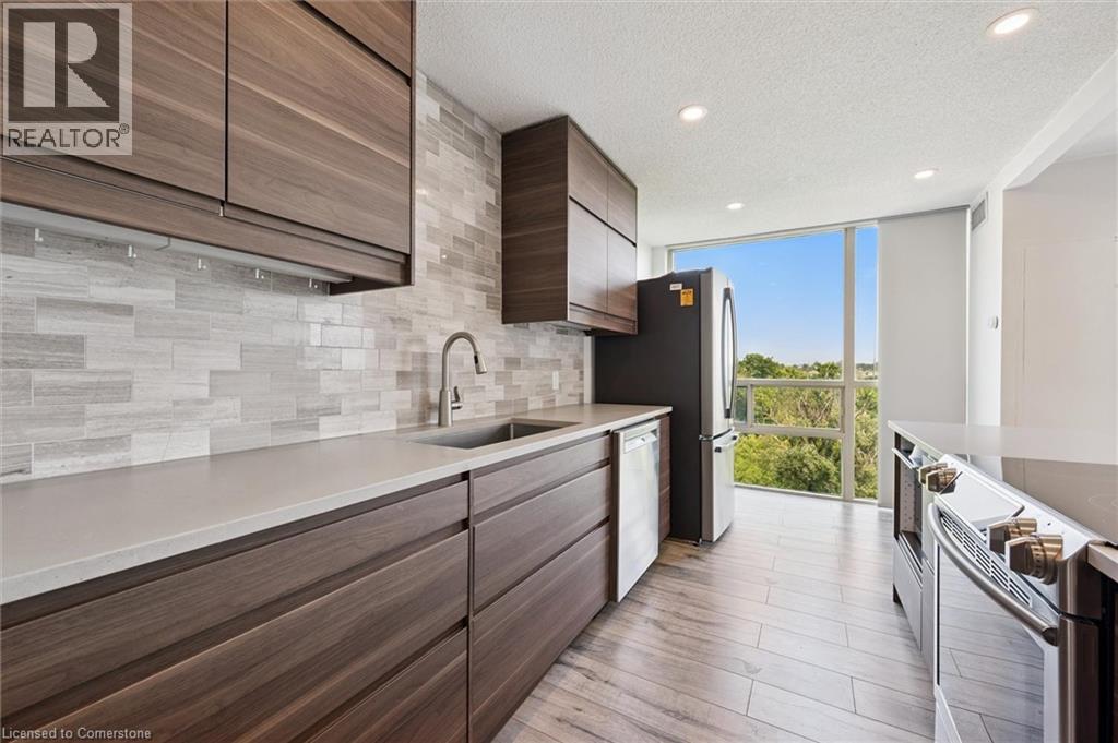 Photo 37 of 55 Blue Springs Drive Unit 706, Waterloo ON
