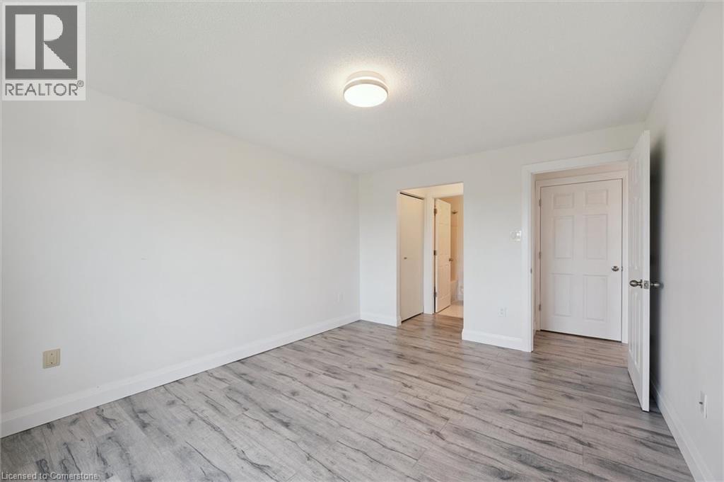 Photo 11 of 55 Blue Springs Drive Unit 706, Waterloo ON