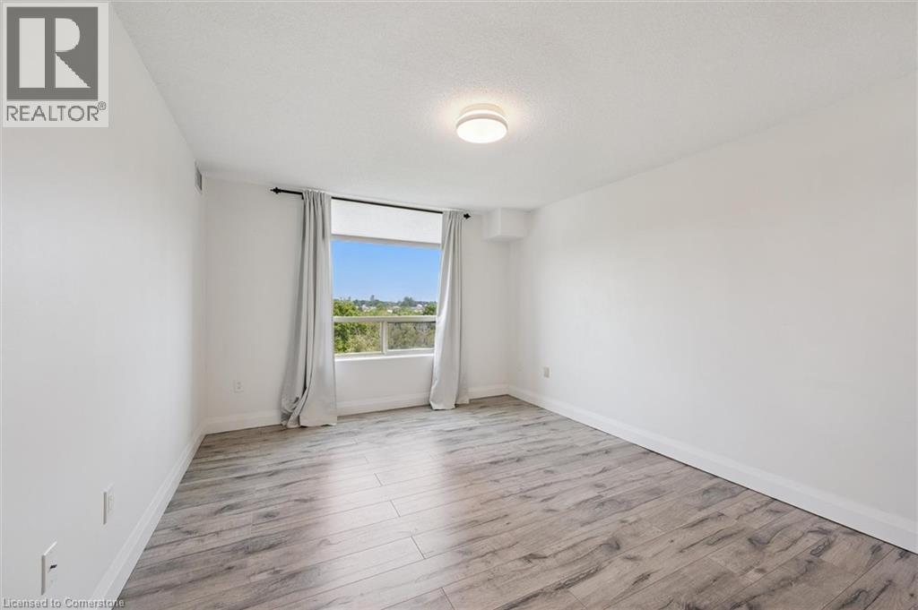 Photo 23 of 55 Blue Springs Drive Unit 706, Waterloo ON