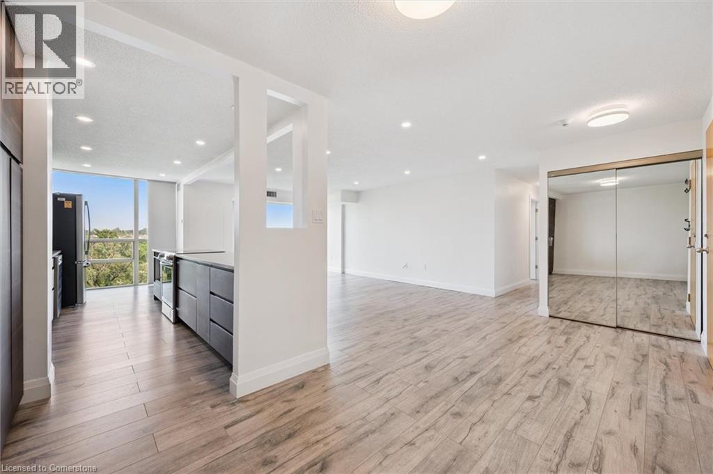 Photo 19 of 55 Blue Springs Drive Unit 706, Waterloo ON