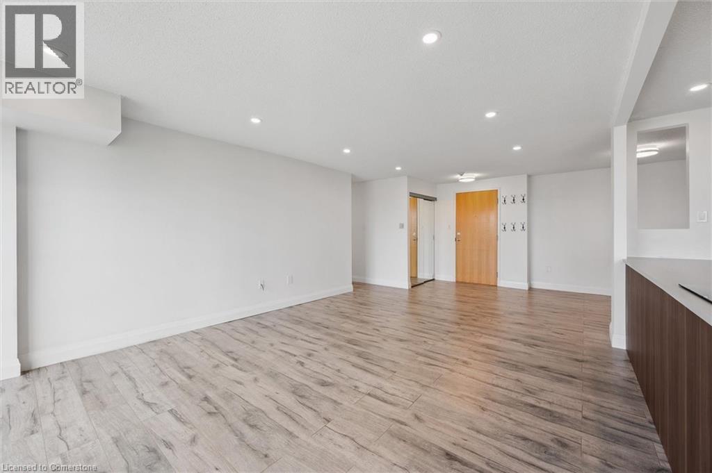 Photo 20 of 55 Blue Springs Drive Unit 706, Waterloo ON