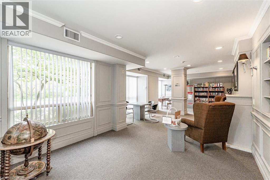 Photo 15 of 55 Blue Springs Drive Unit 706, Waterloo ON