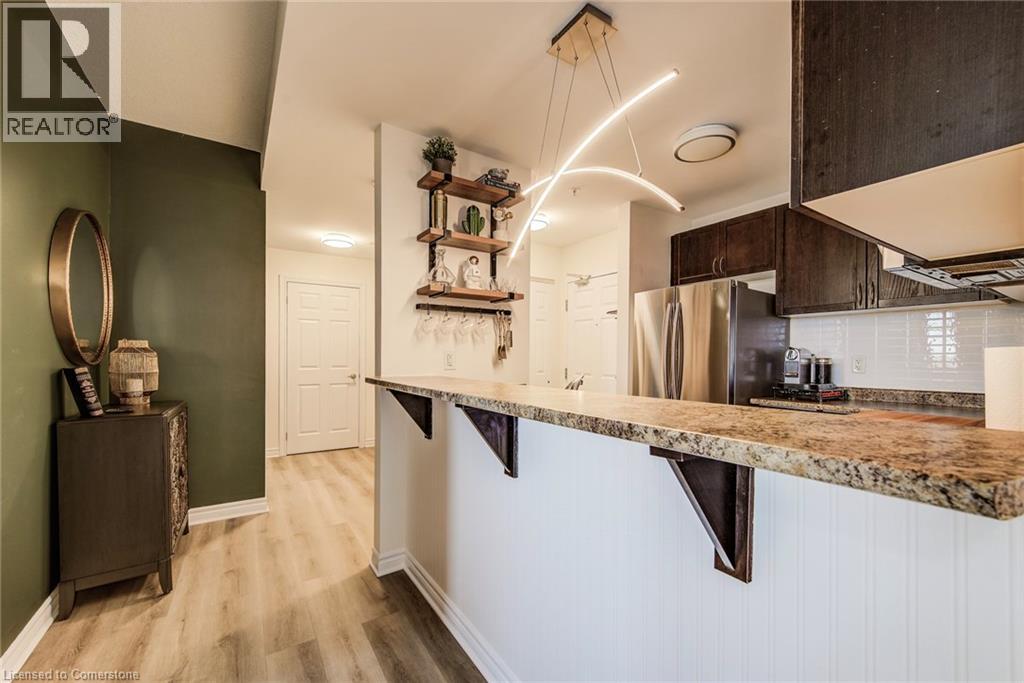 Photo 4 of 2 Colonial Drive Unit 401, Guelph ON