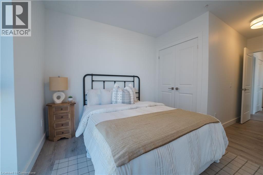 Photo 5 of 15 Glebe Street Unit 1701, Cambridge ON