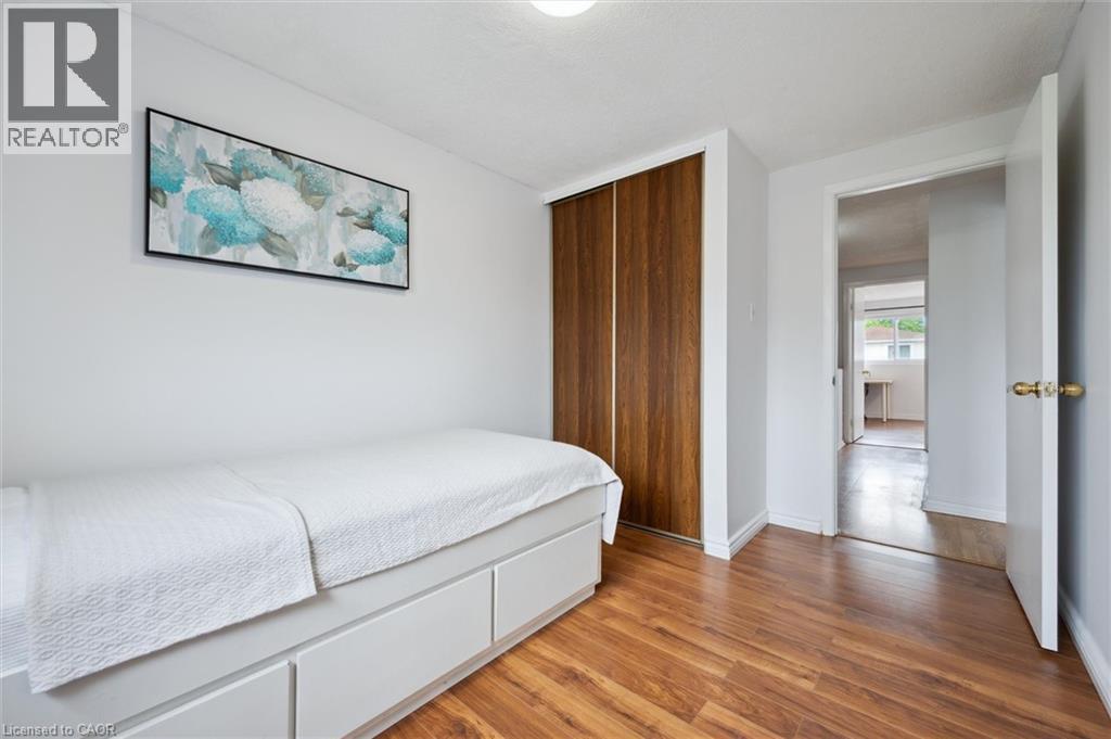 Photo 21 of 302 Bluevale Street N Unit D, Waterloo ON