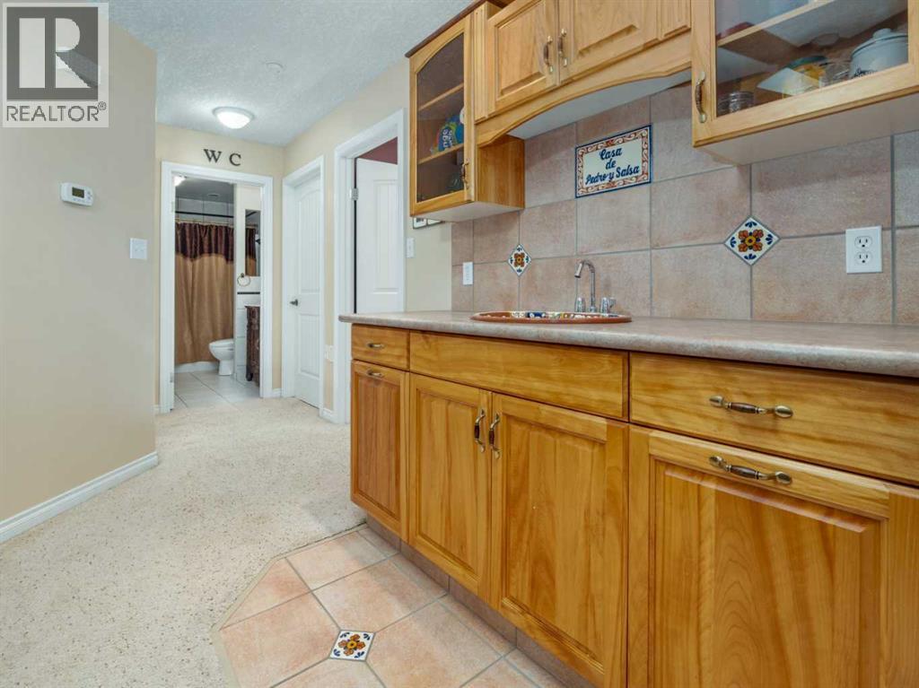 Single Family House Bungalow for Sale in   Avenue S Victoria Park Lethbridge 