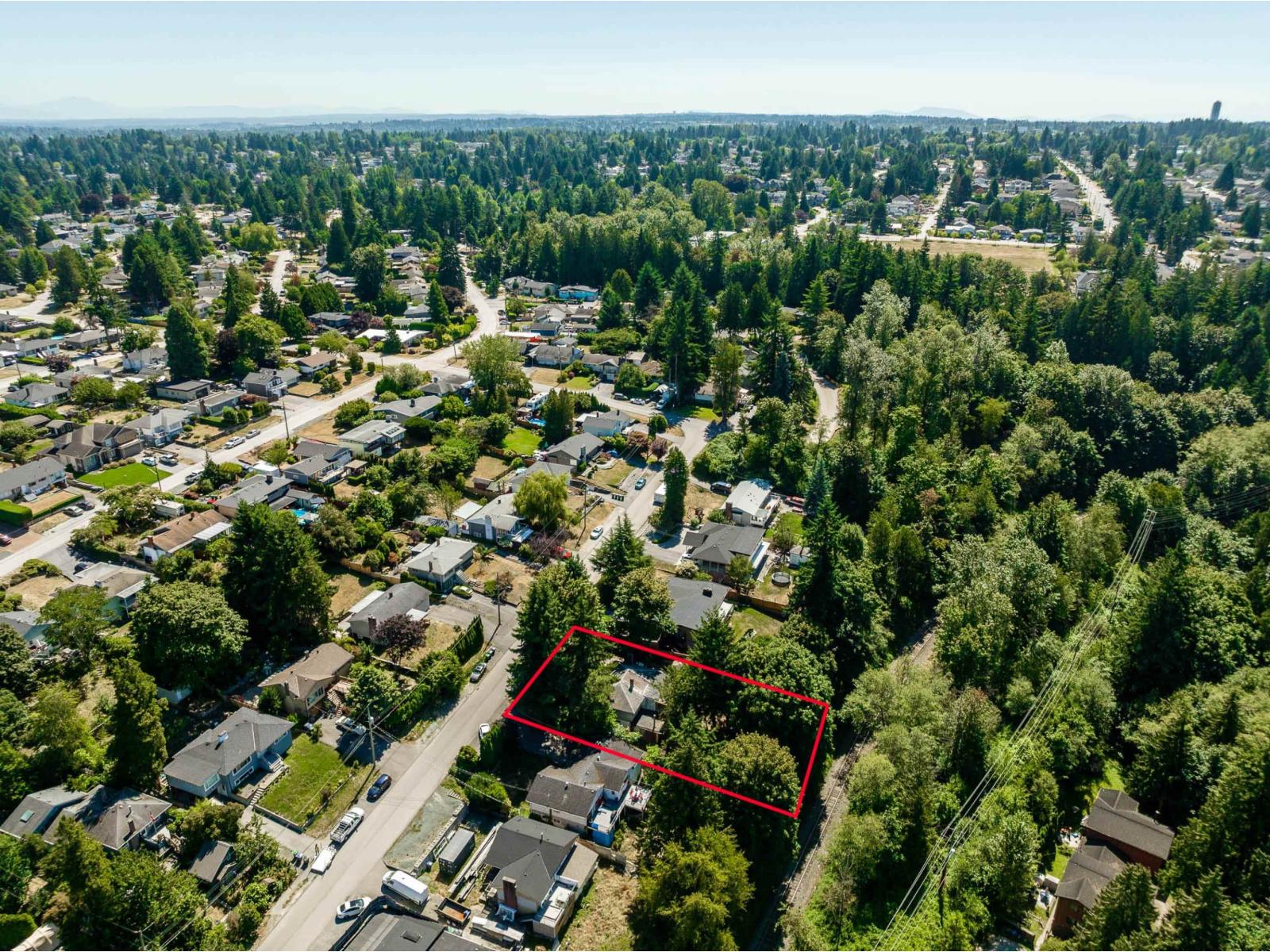 Photo 4 of 10257 124 Street, Surrey BC