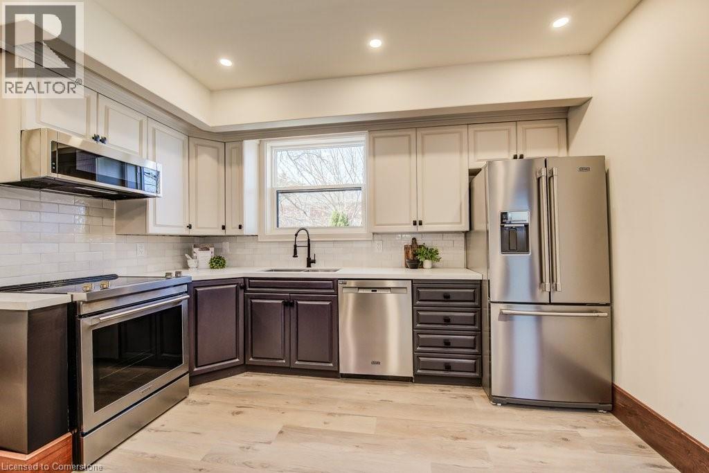 Photo 12 of 34 Severn Avenue, Kitchener ON