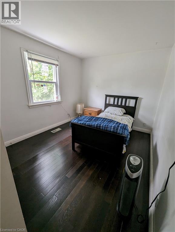 Photo 4 of 108 Marlborough Avenue, Kitchener ON