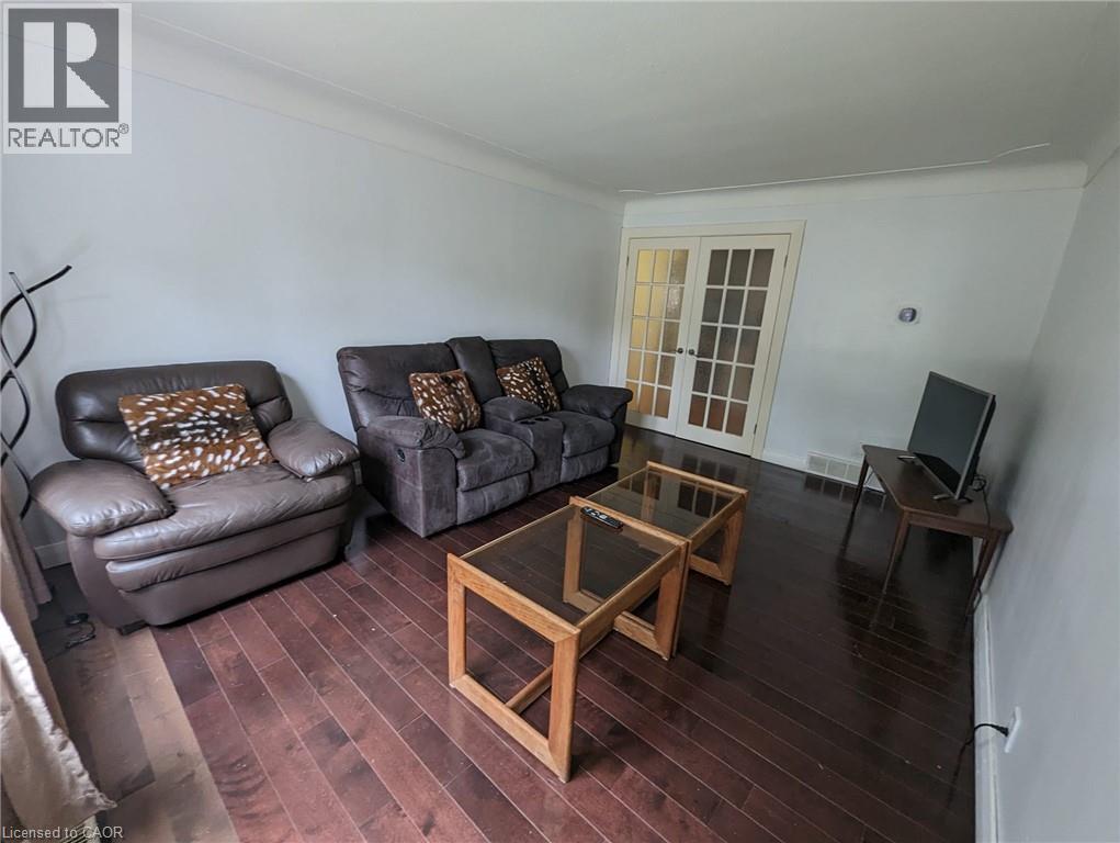 Photo 17 of 108 Marlborough Avenue, Kitchener ON