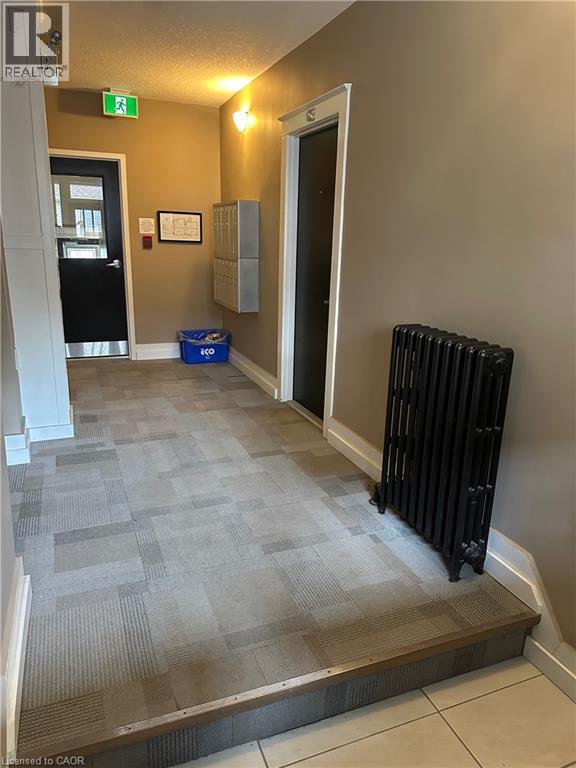 Photo 22 of 58 Madison Avenue N, Kitchener ON