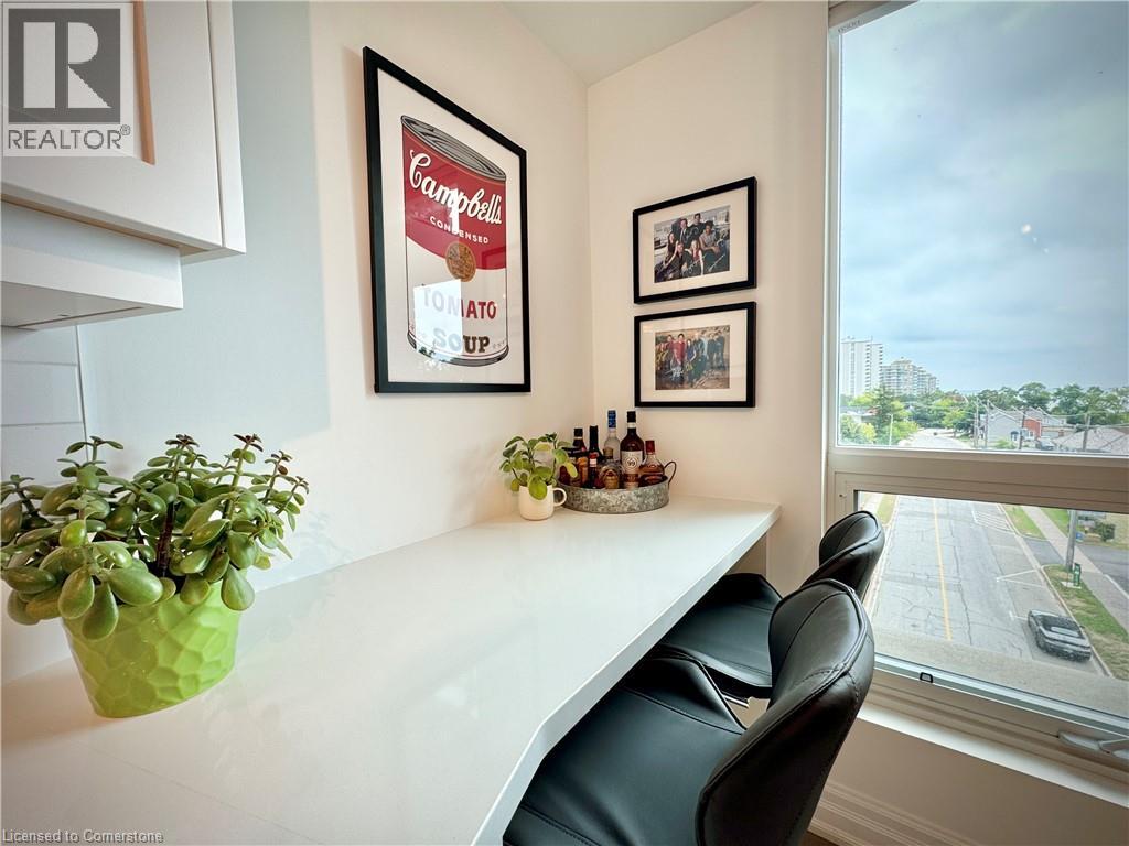 Photo 11 of 2060 Lakeshore Road Unit 405, Burlington ON