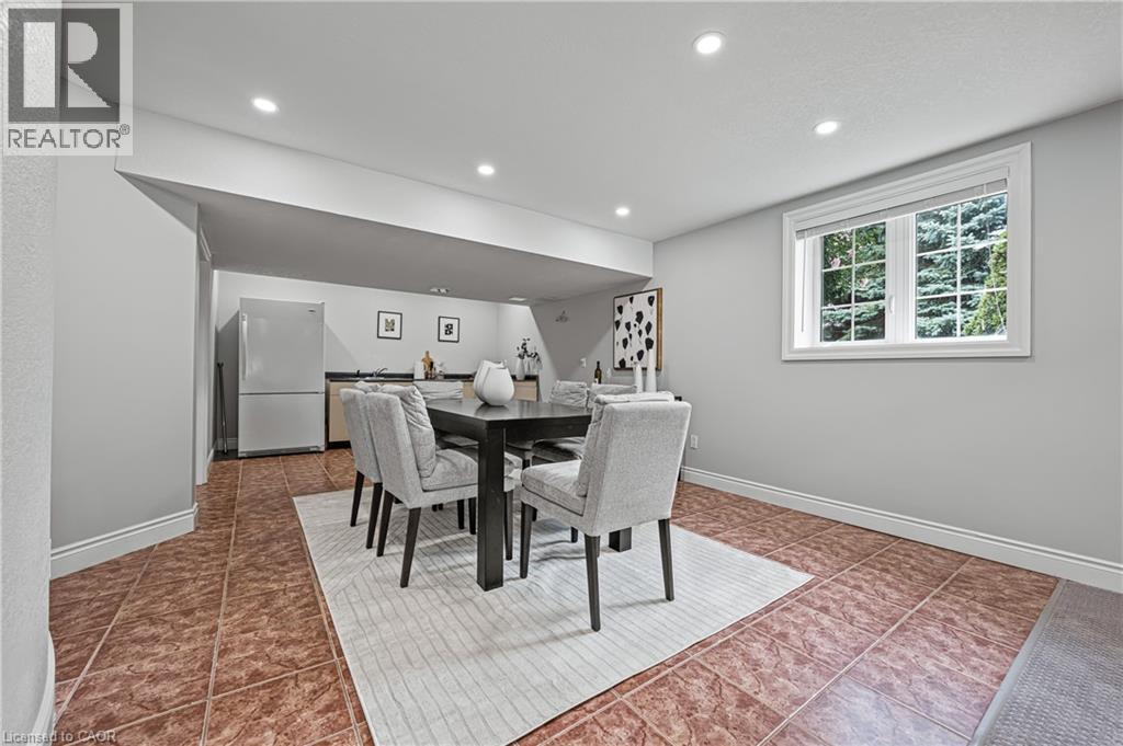 Photo 7 of 11 Milne Drive, Mannheim ON