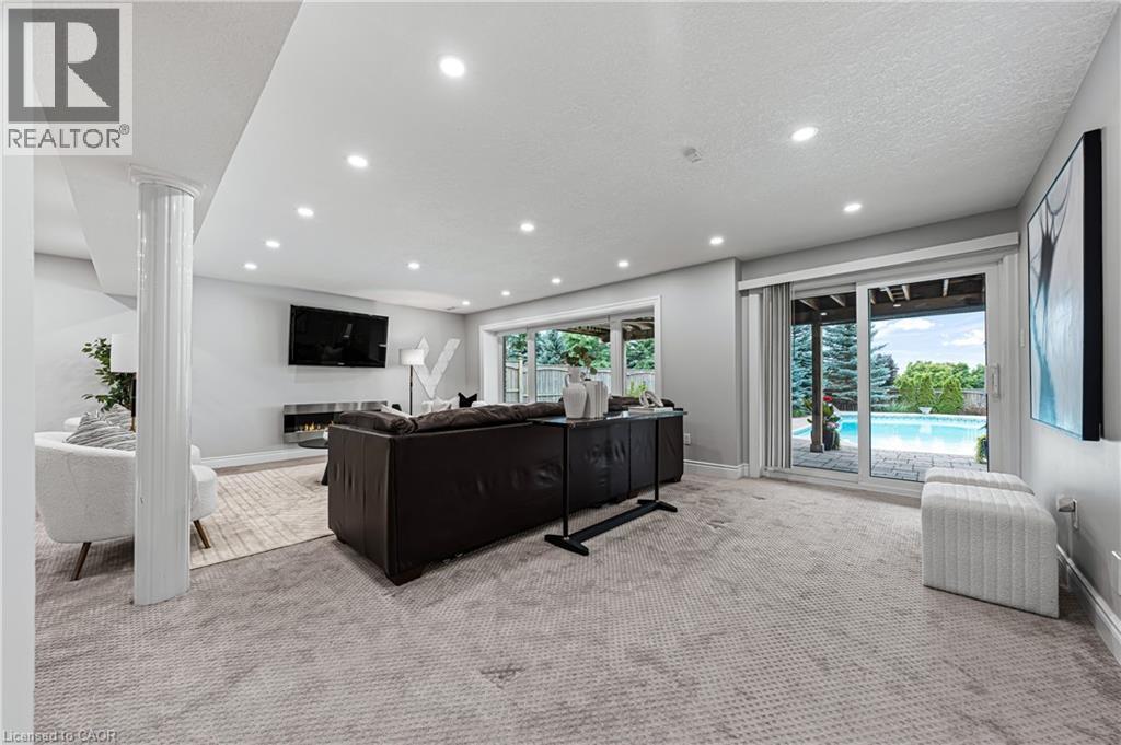 Photo 6 of 11 Milne Drive, Mannheim ON