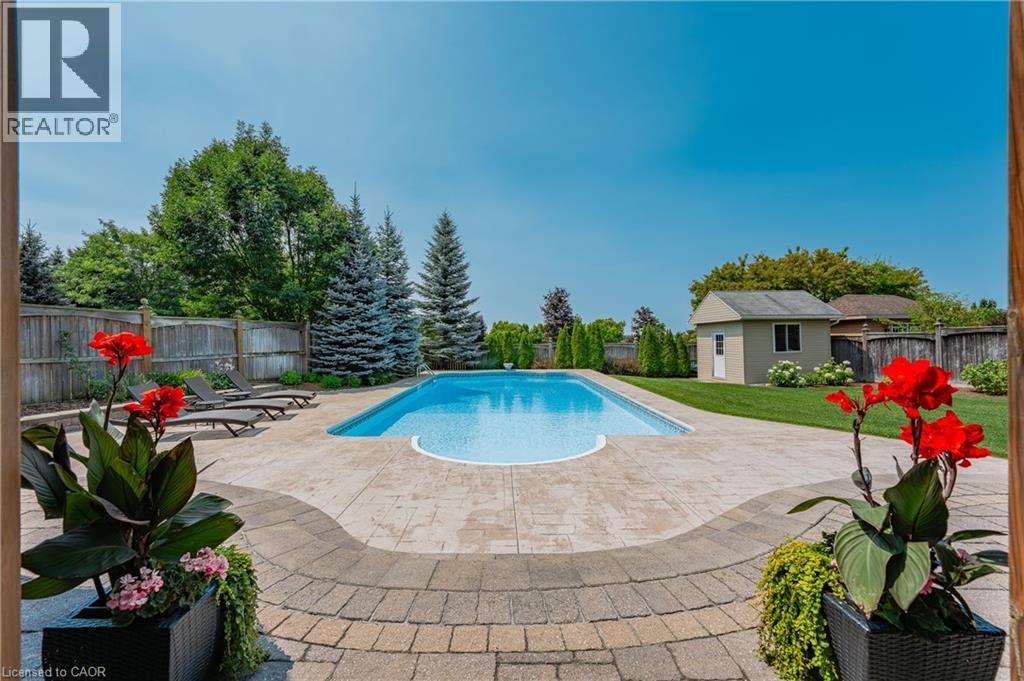 Photo 33 of 11 Milne Drive, Mannheim ON
