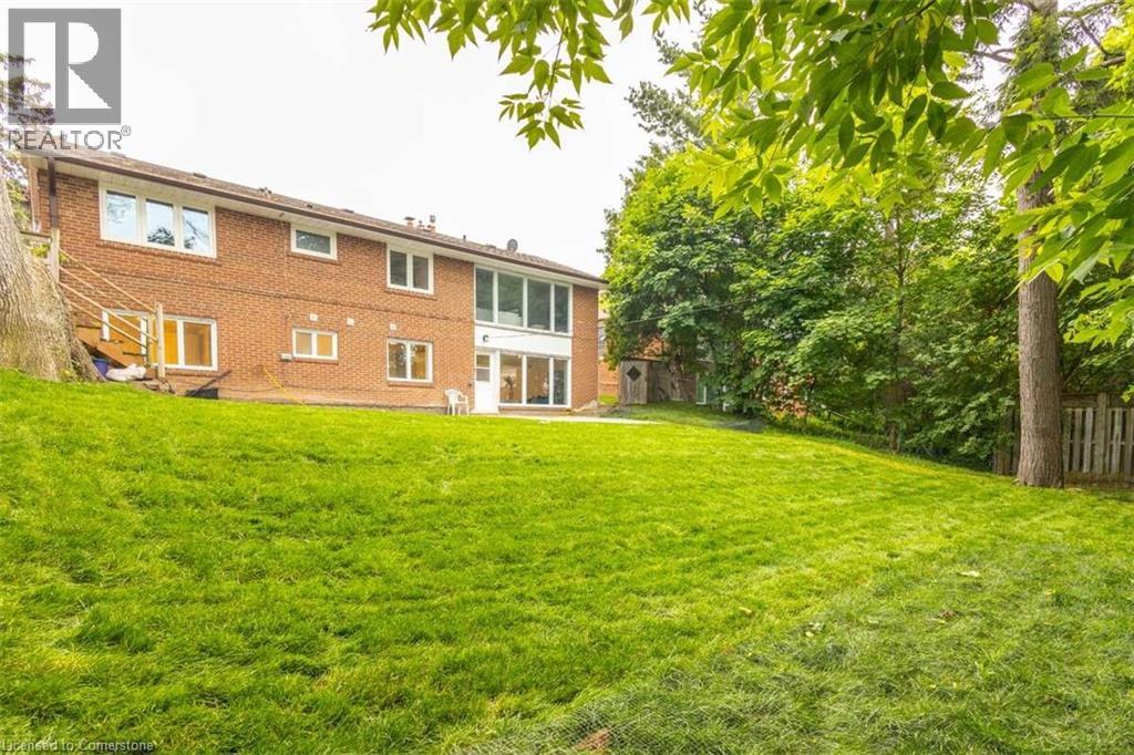 Photo 49 of 3438 Enniskillen Circle, Mississauga ON