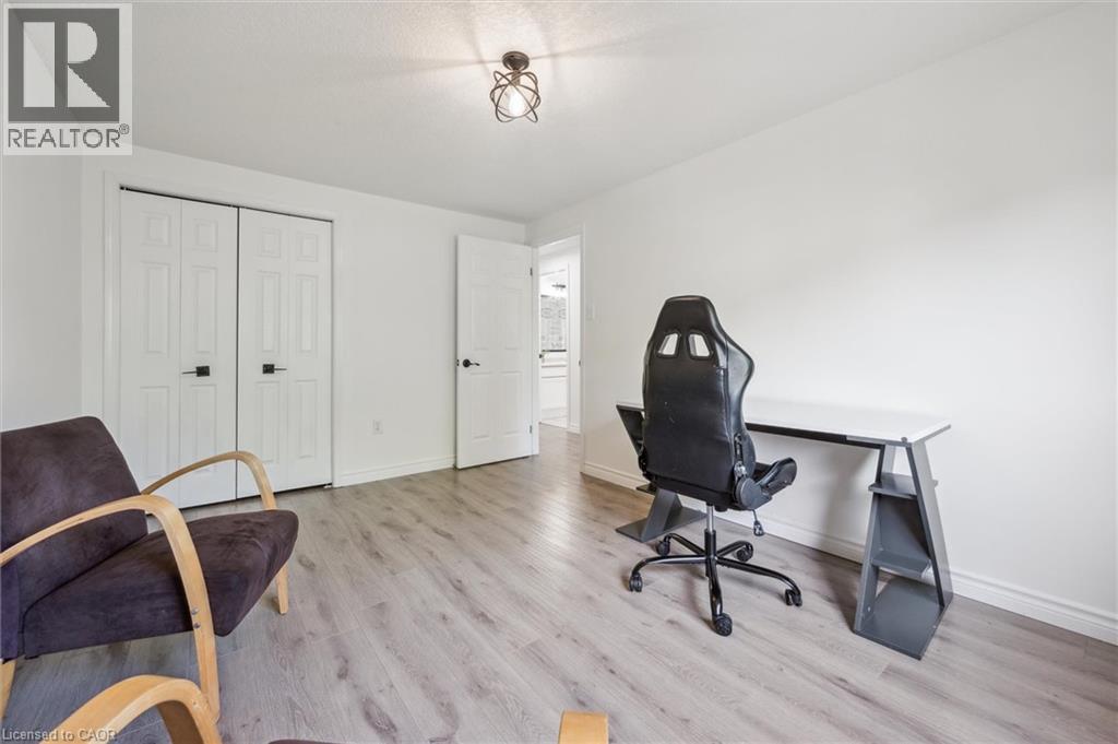 Photo 28 of 598 Woolgrass Avenue, Waterloo ON