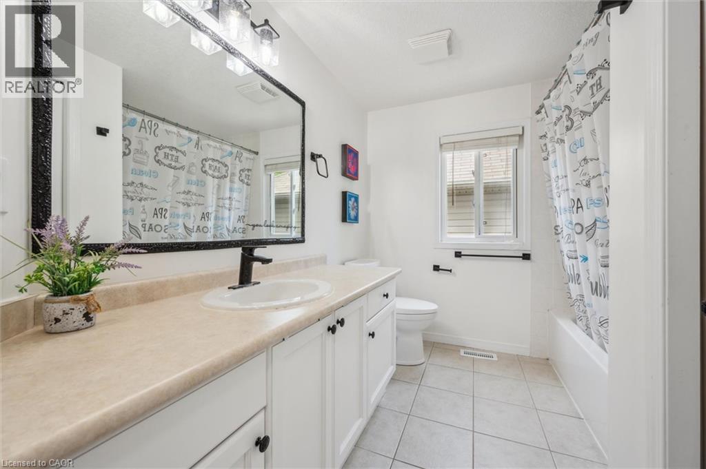 Photo 15 of 598 Woolgrass Avenue, Waterloo ON