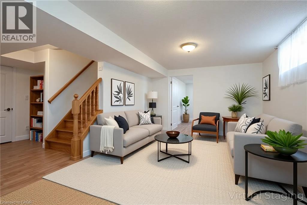 Photo 29 of 35 Yarrow Court, Kitchener ON