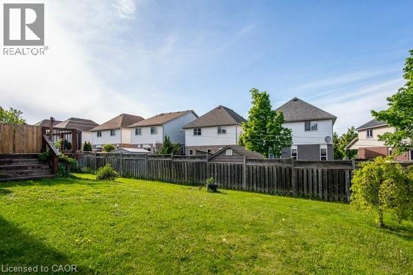 Photo 33 of 35 Yarrow Court, Kitchener ON