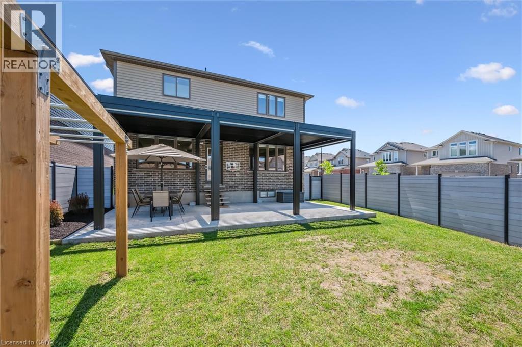 Photo 42 of 151 Mountain Holly Court, Waterloo ON