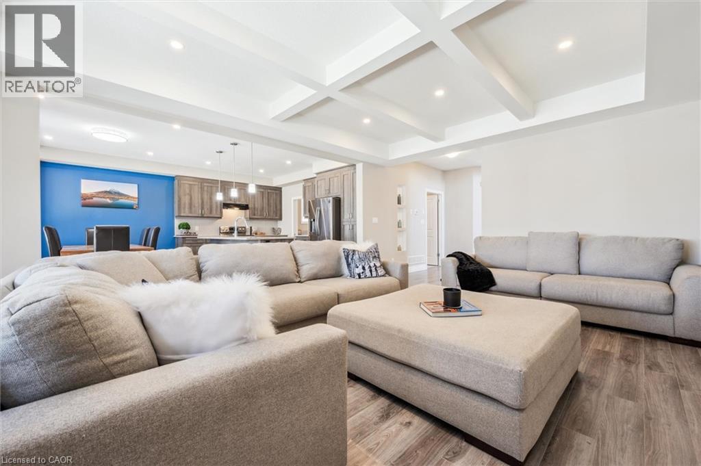 Photo 24 of 151 Mountain Holly Court, Waterloo ON