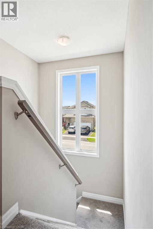 Photo 16 of 151 Mountain Holly Court, Waterloo ON