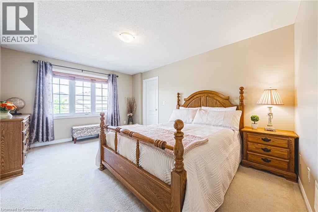 Photo 19 of 636 Serafini Crescent, Milton ON