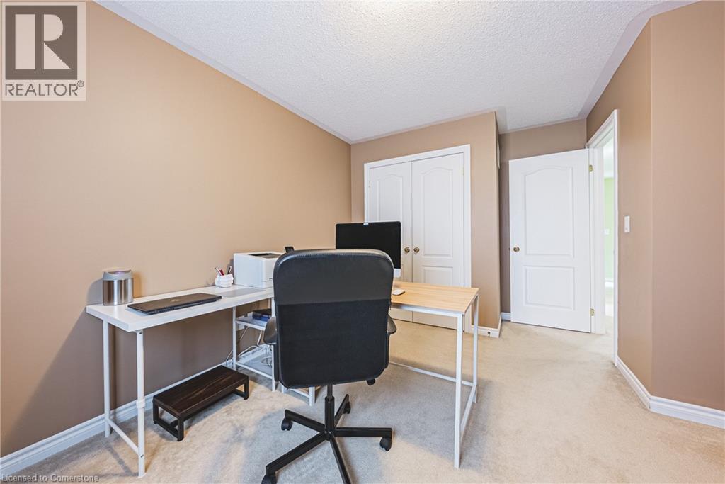 Photo 38 of 636 Serafini Crescent, Milton ON