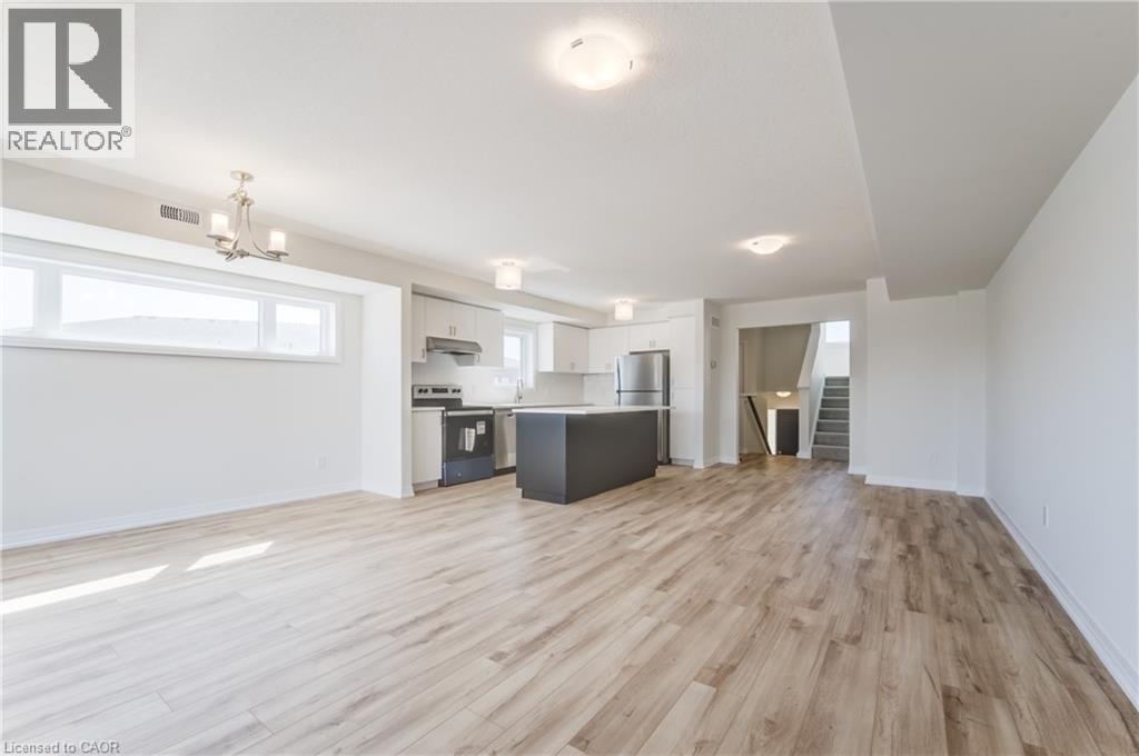 Photo 11 of 15 Stauffer Woods Trail Unit D 13, Kitchener ON