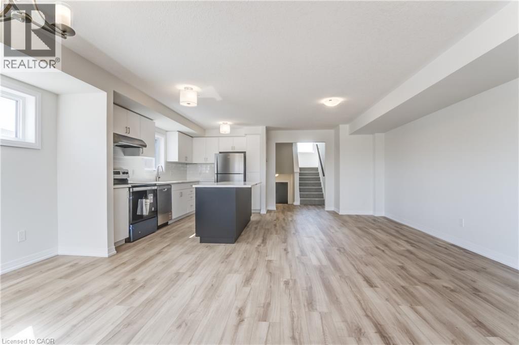 Photo 6 of 15 Stauffer Woods Trail Unit D 13, Kitchener ON