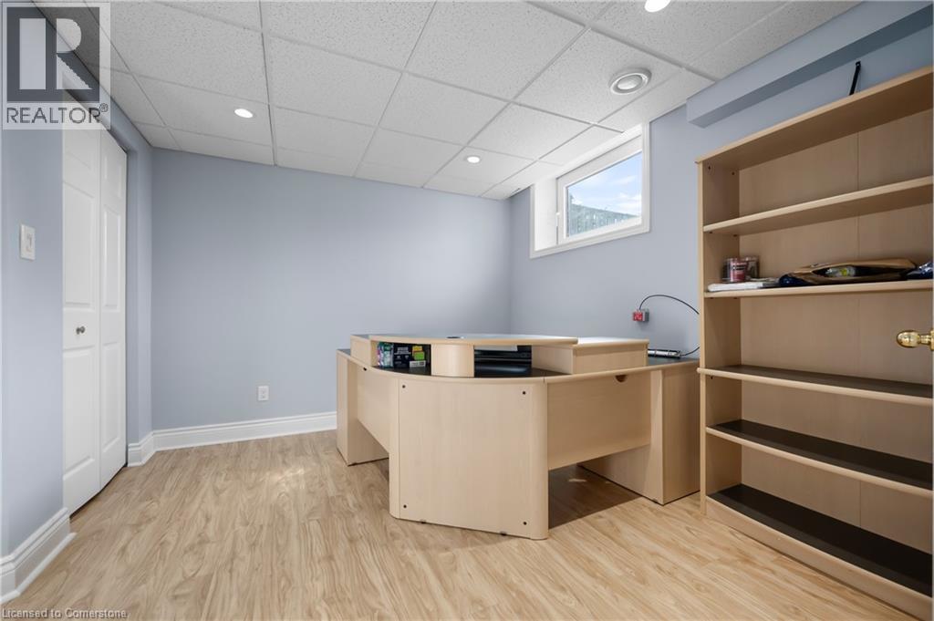 Photo 27 of 173 Hawkins Drive, Cambridge ON