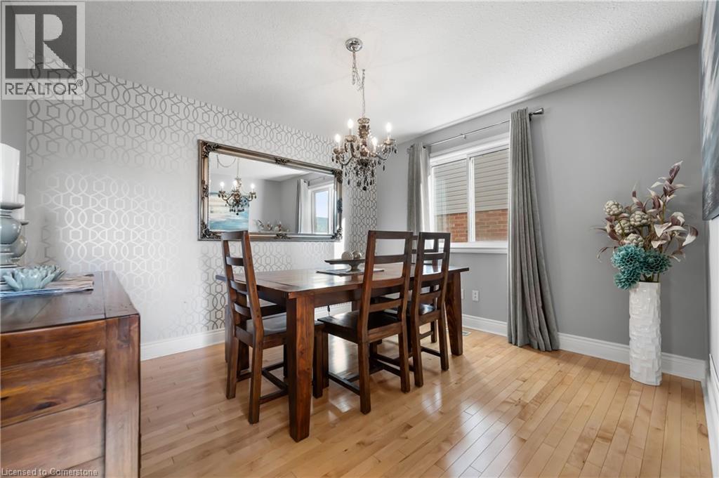 Photo 36 of 173 Hawkins Drive, Cambridge ON