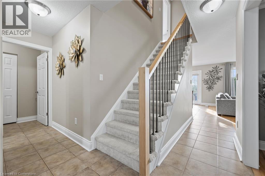 Photo 37 of 173 Hawkins Drive, Cambridge ON