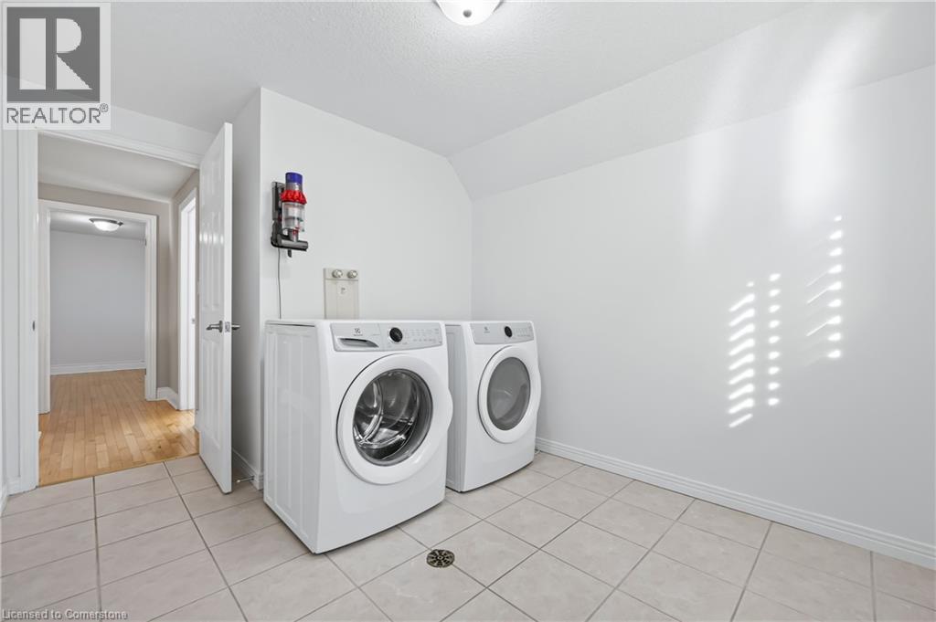 Photo 45 of 173 Hawkins Drive, Cambridge ON