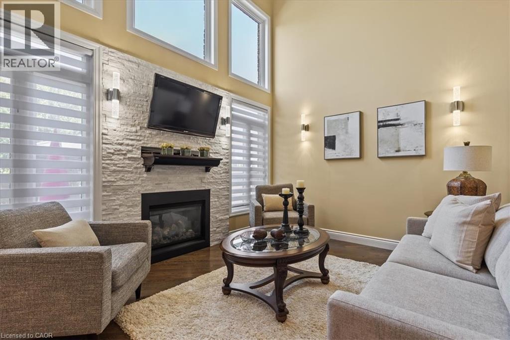 Photo 46 of 118 Banffshire Street, Kitchener ON