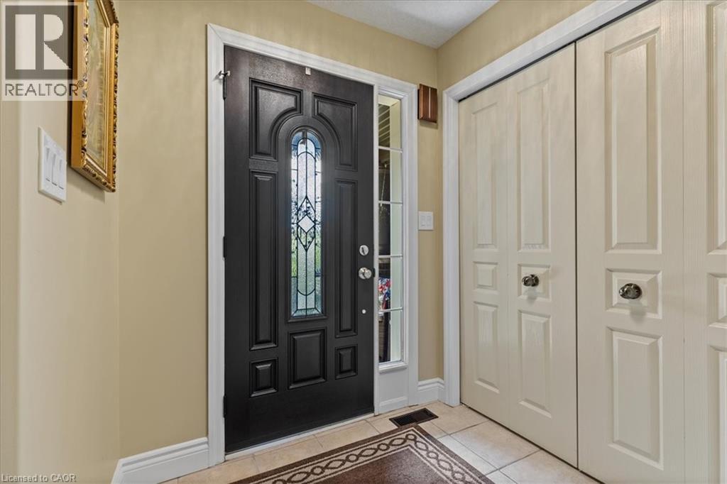 Photo 30 of 118 Banffshire Street, Kitchener ON