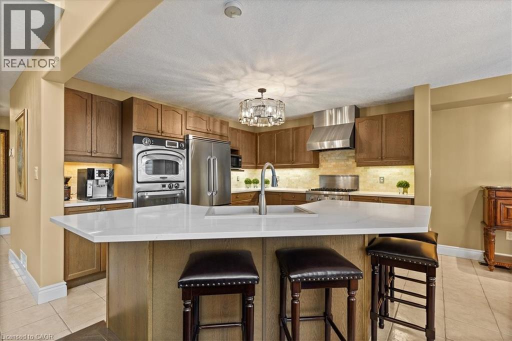 Photo 34 of 118 Banffshire Street, Kitchener ON