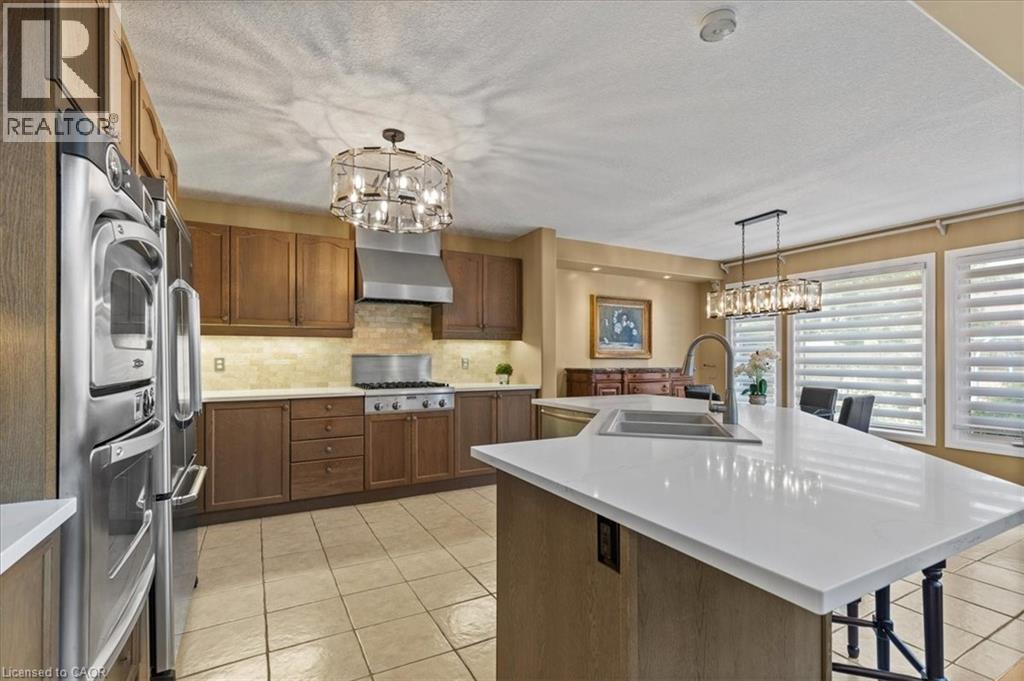 Photo 11 of 118 Banffshire Street, Kitchener ON