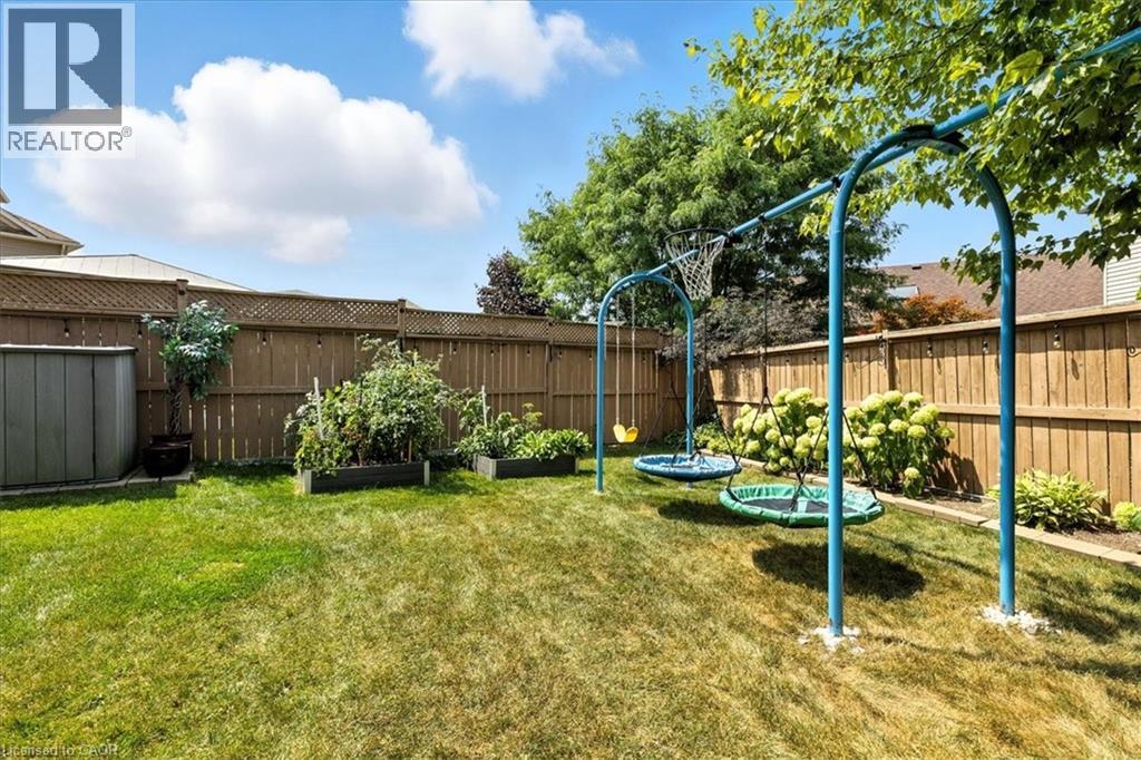 Photo 26 of 118 Banffshire Street, Kitchener ON