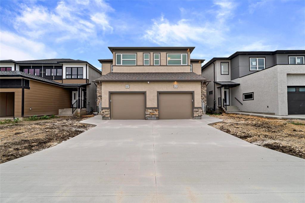 Photo 1 of 231 Bear Creek Bay, Winnipeg MB