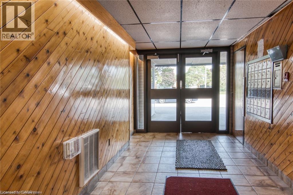 Photo 13 of 71 Vanier Drive Unit 211, Kitchener ON