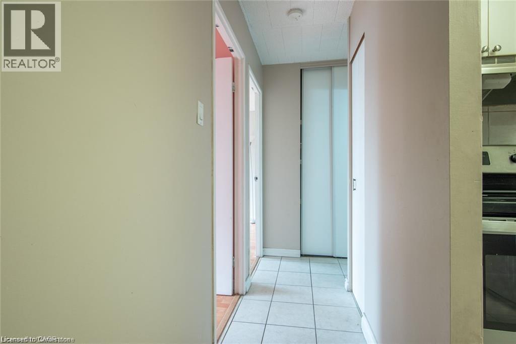 Photo 3 of 71 Vanier Drive Unit 211, Kitchener ON