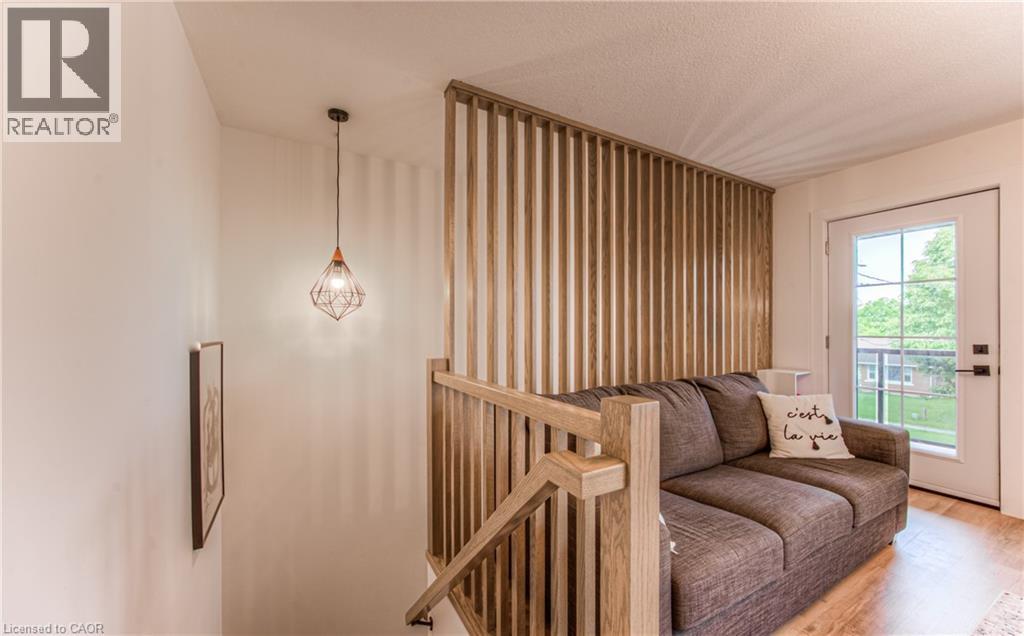 Photo 6 of 81 Fifth Avenue, Kitchener ON