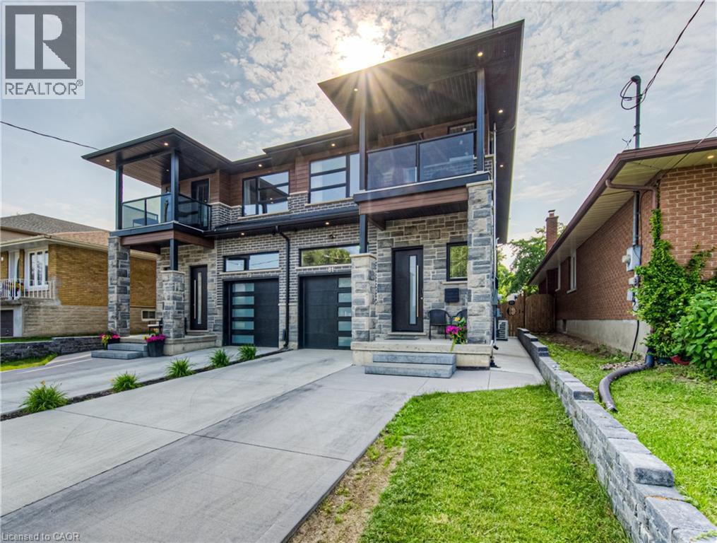 Photo 17 of 81 Fifth Avenue, Kitchener ON