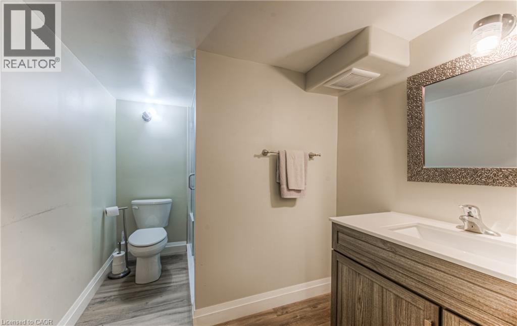 Photo 2 of 81 Fifth Avenue, Kitchener ON