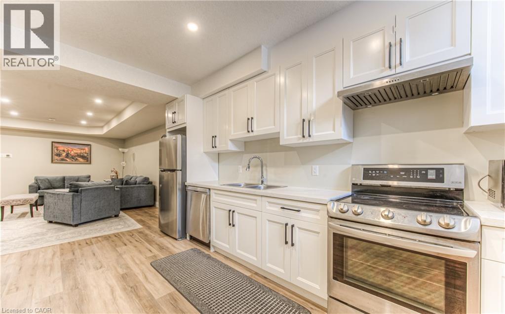 Photo 5 of 81 Fifth Avenue, Kitchener ON