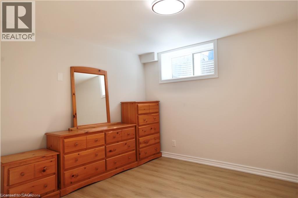 Photo 27 of 341 Zeller Drive, Kitchener ON
